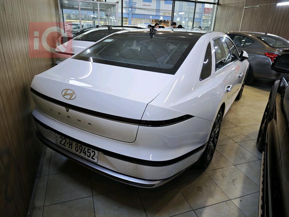 هيونداي أزيرا